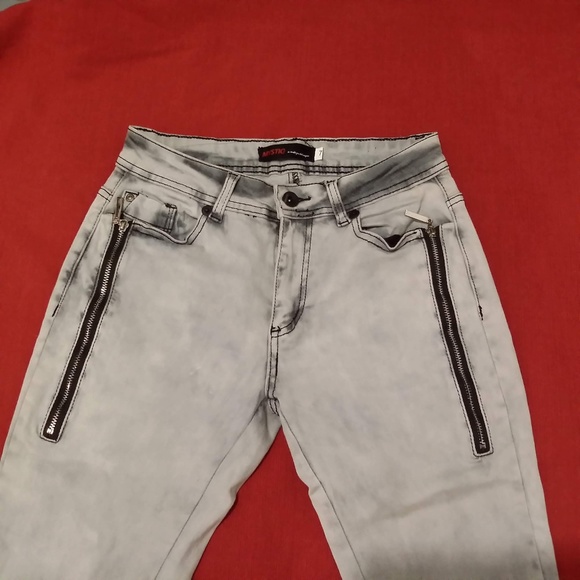 MYSTIQ TO MAKE YOU FEEL UNIQUE GRAY JEANS 7 - Picture 3 of 8